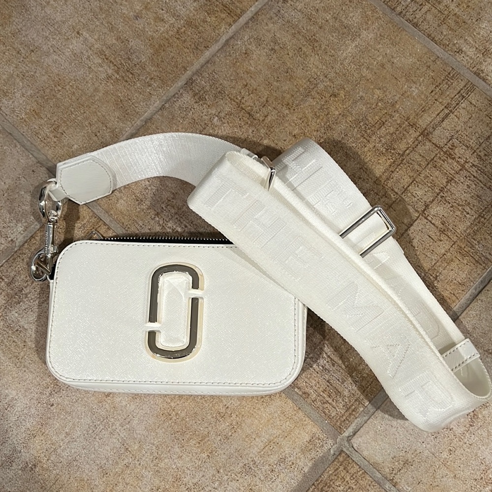 Marc Jacob’s the Snapshot camera bag